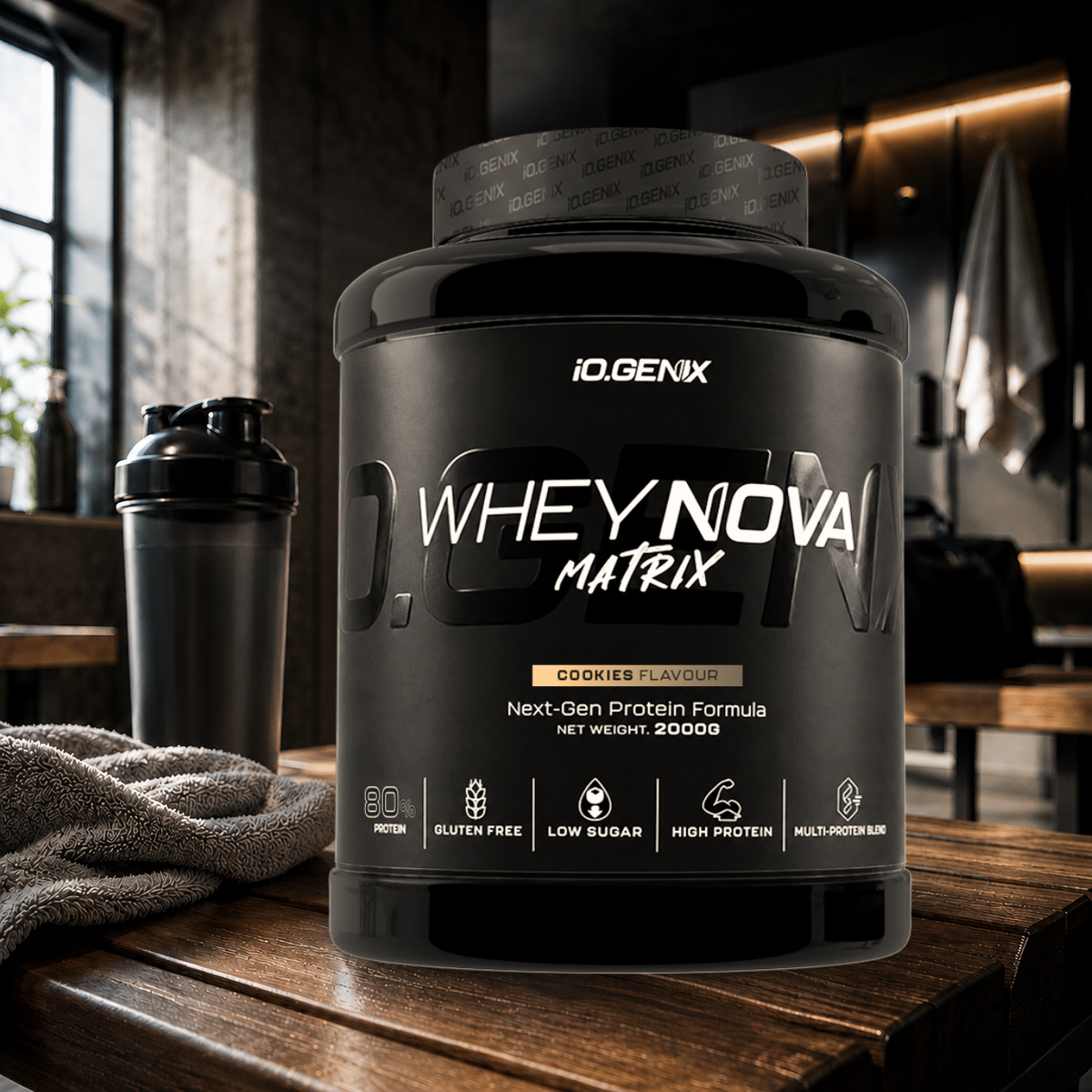 Whey Nova Matrix iO.GENIX associe whey concentrée, isolat de lait Solmiko HD et protéine de bœuf hydrolysée avec DigeZyme® pour une récupération optimale et une…
